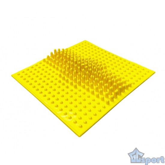 Коврик массажный с шипами GCsport 240х240 мм желтый