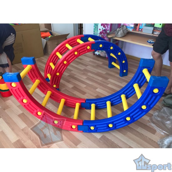 Круговая лесенка-балансир GCsport из 4 секций для развития координации, баланса и двигательной активности детей