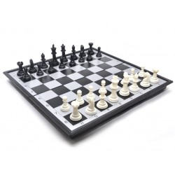 Игра настольная магнитная 3 в 1 (доска 33х33 см)